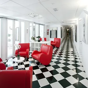 Studio Centrale & Urban Padel Apartmanhotel
